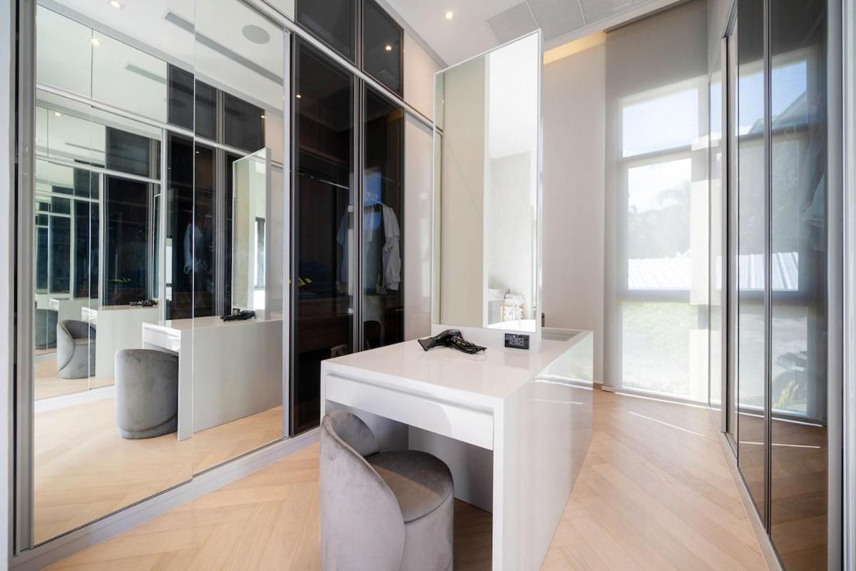 Elite Luxury