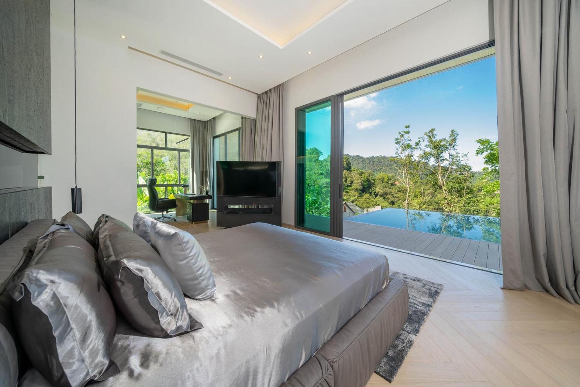 Private 5 Bedroom Pool Luxury The In Patong